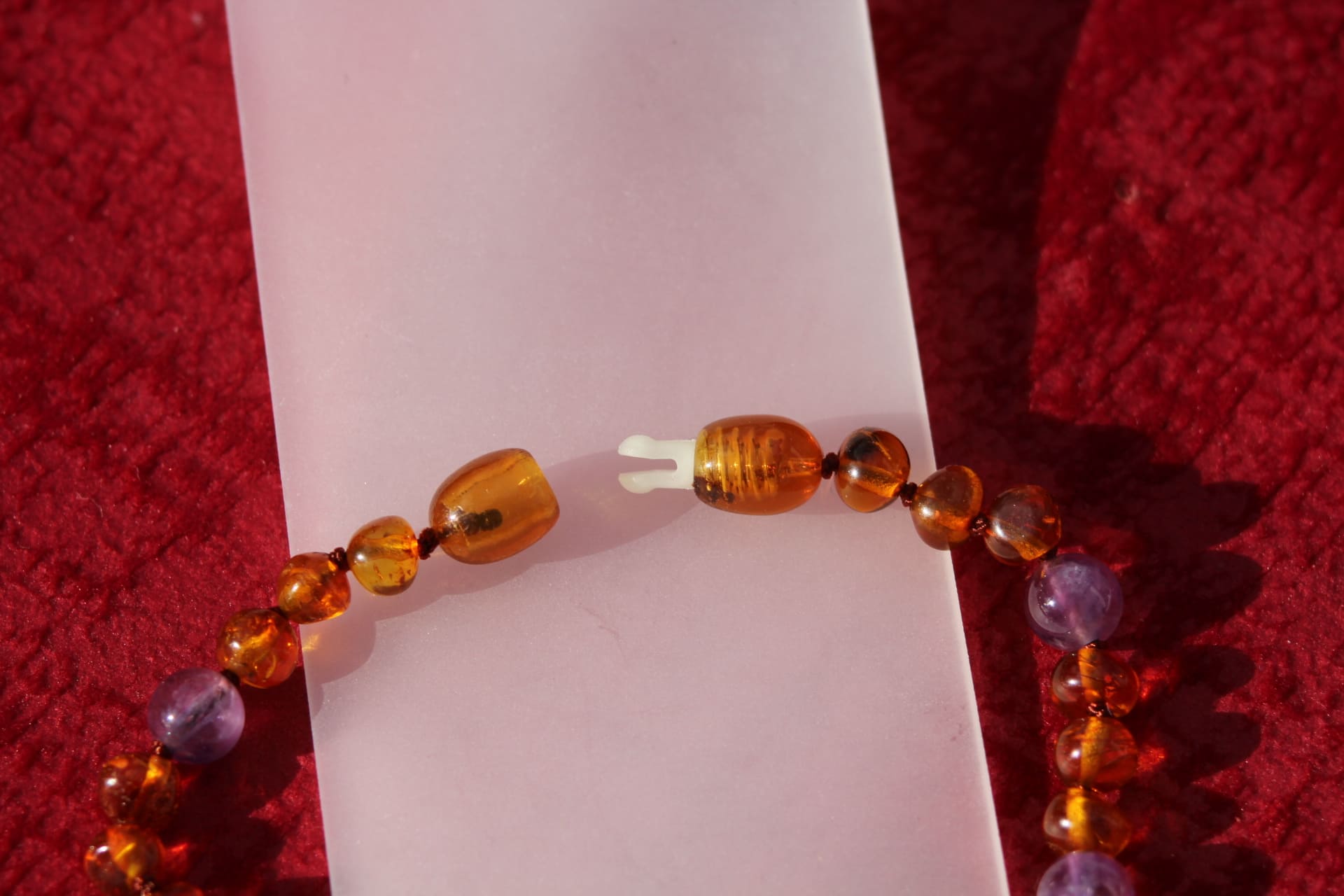Collier Ambre Améthyste Bébé fermoir clip