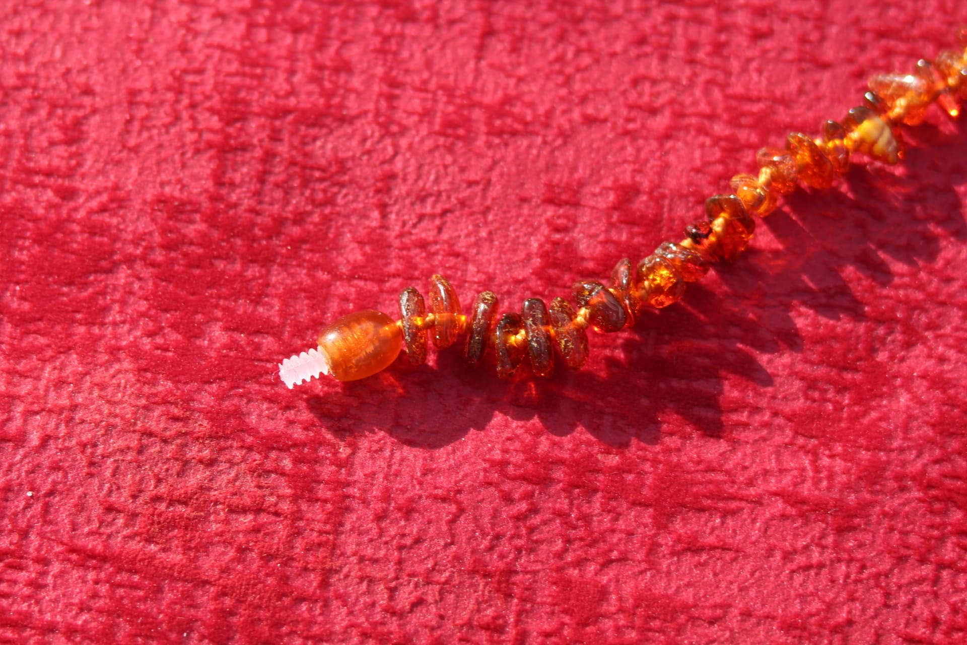 Bracelet Bébé Ambre brut cognac vis