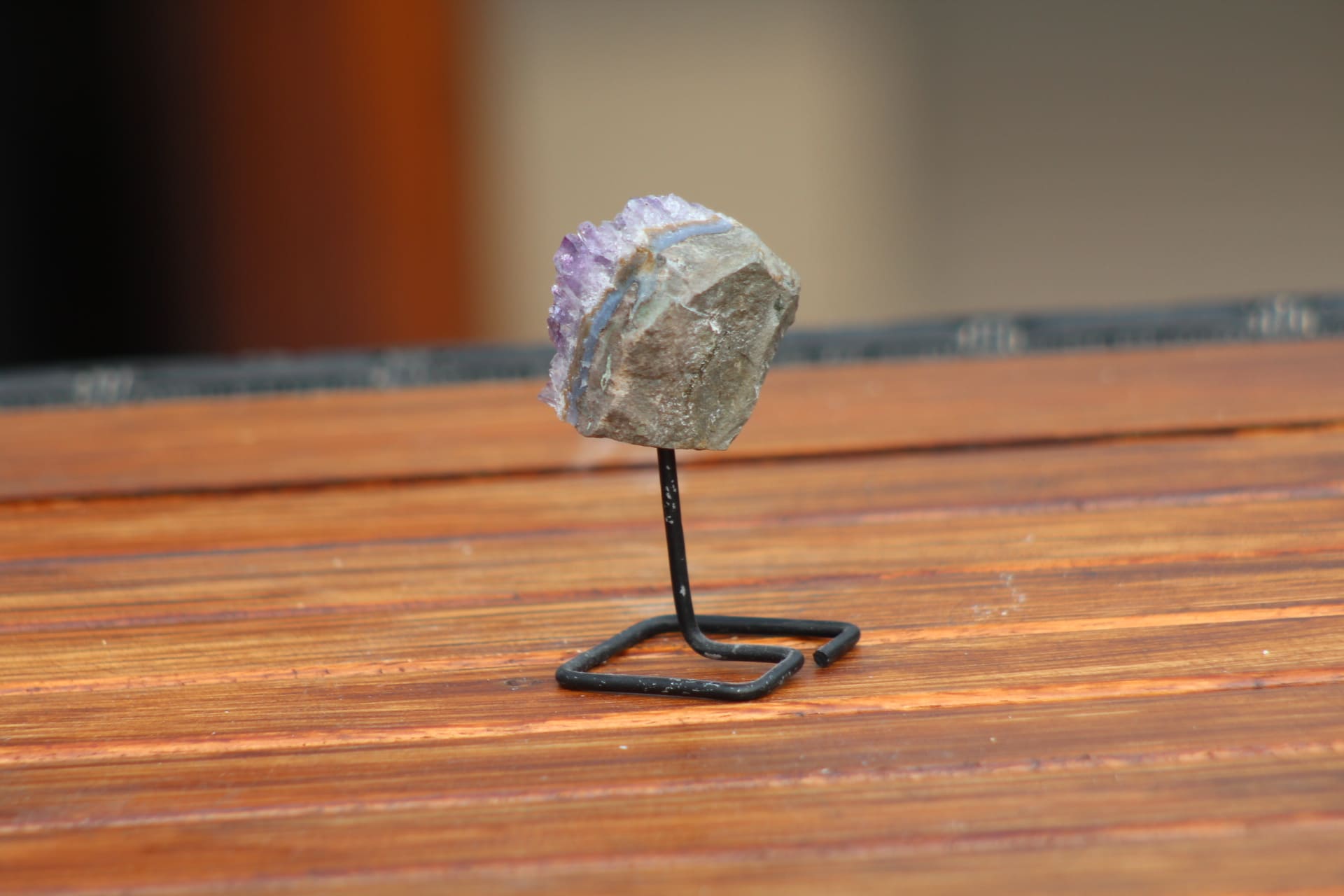 Améthyste sur socle