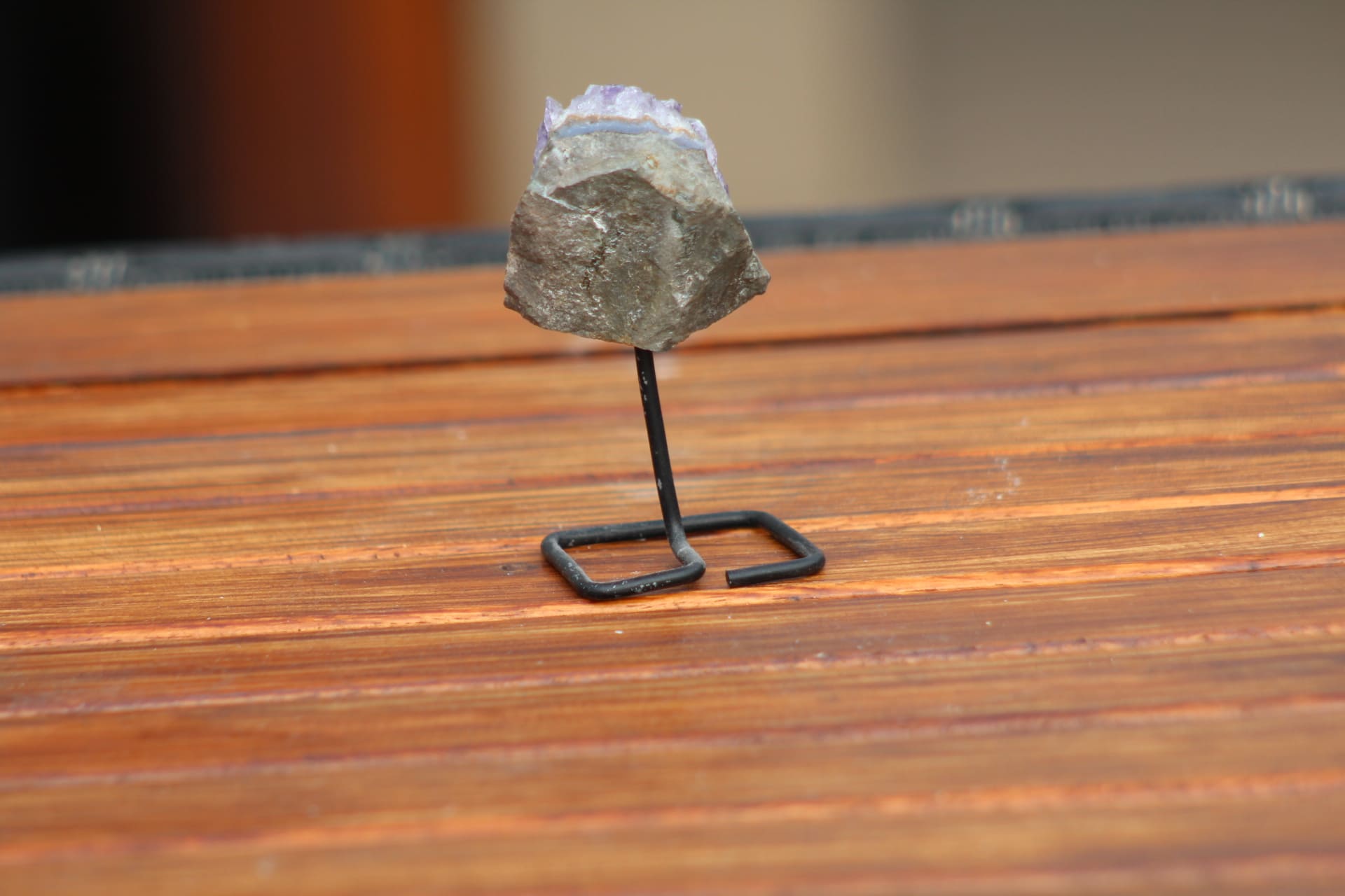 Améthyste sur socle